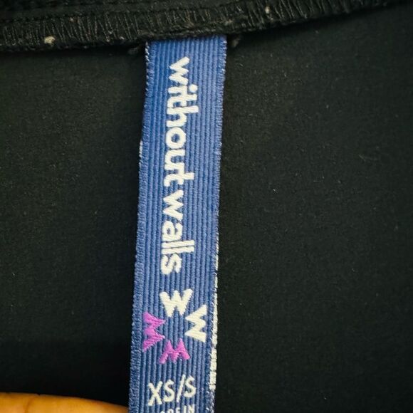 Without Walls Black Oversized Perforated Windbreaker Hoodie Jacket Size XS/S - Picture 3 of 7